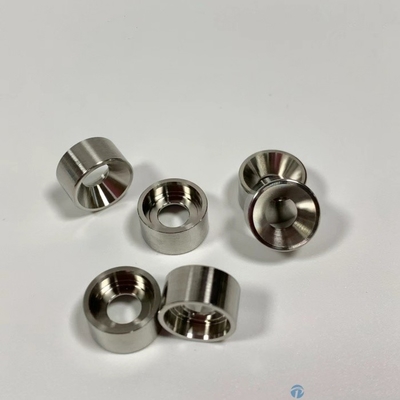 Parties en acier inoxydable enduites de nickel