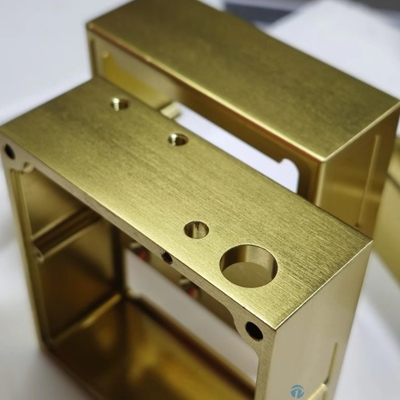 6082 Coquille en aluminium pour projecteur Humidificateur Coquille Centre d'usinage CNC Service