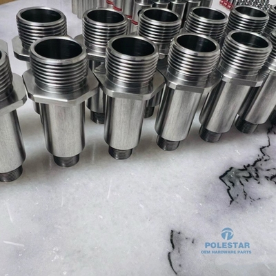 SUS316 Composants de précision en acier inoxydable fil externe jointe de pagode CNC usiné connecteur tourné pour la tige de la pompe à carburant